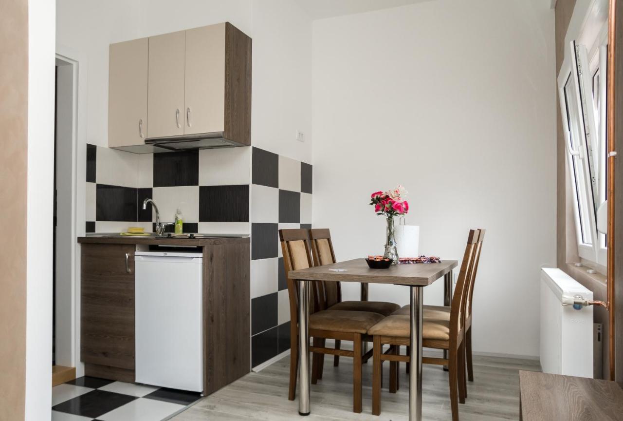 באינה באשטה City Apartment Bb מראה חיצוני תמונה